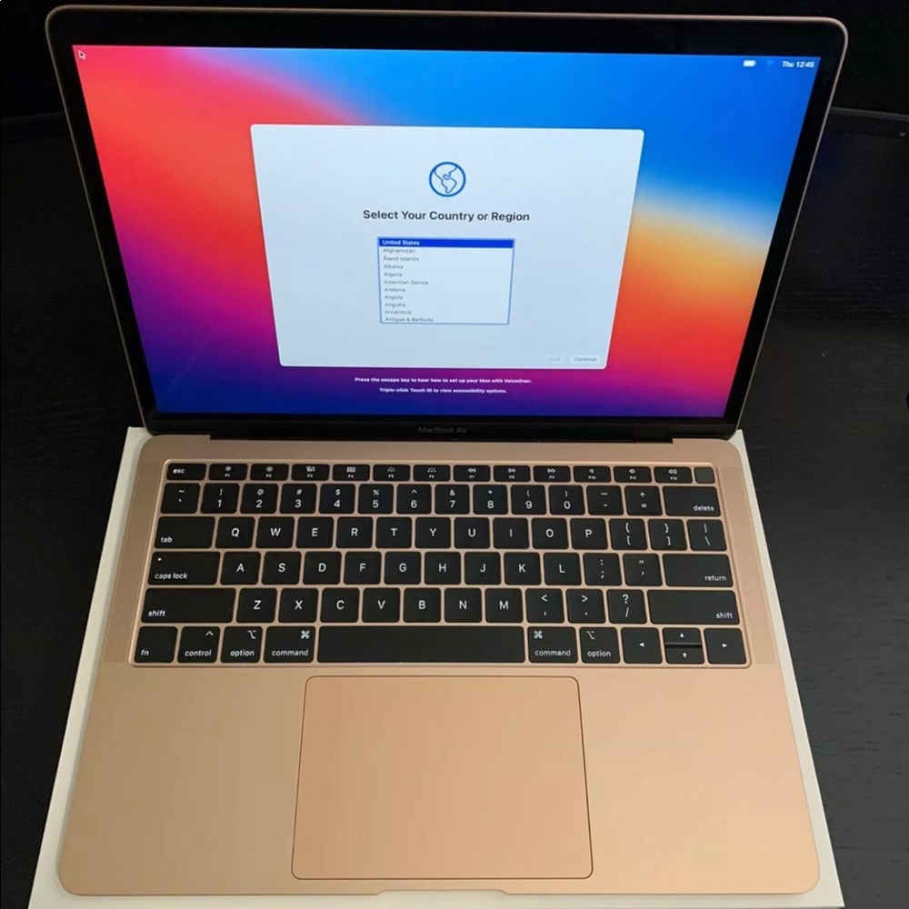 Pre-Owned Apple MacBook Gold (Retina 12” 2015)